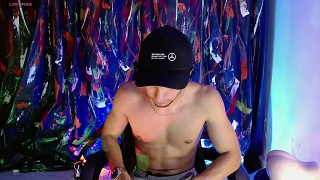 Snapshot of dante_18cm_ chatting on 05/28/26, 12:52 dante 18cm online show from 05/28/26, 12:52