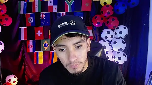 Snapshot of dante_18cm_ chatting on 06/27/26, 12:37 dante 18cm online show from 06/27/26, 12:37