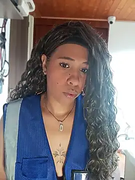 Snapshot of Ivon_C chatting on 07/07/26, 11:36 Ivon C online show from 07/07/26, 11:36