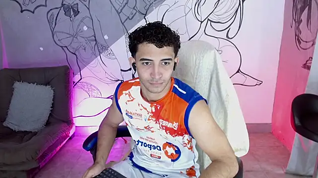 Snapshot of caius_bigcock1 chatting on 05/30/26, 12:35 caius bigcock1 online show from 05/30/26, 12:35