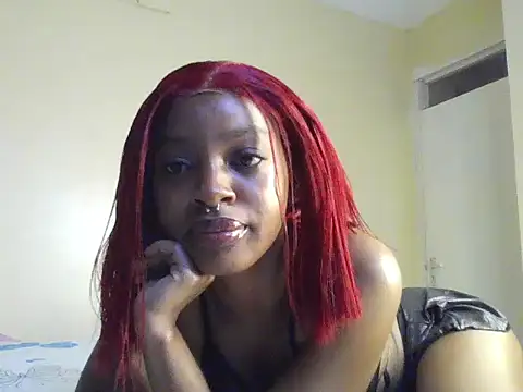 NylaMoon online show from 05/25/26, 05:13