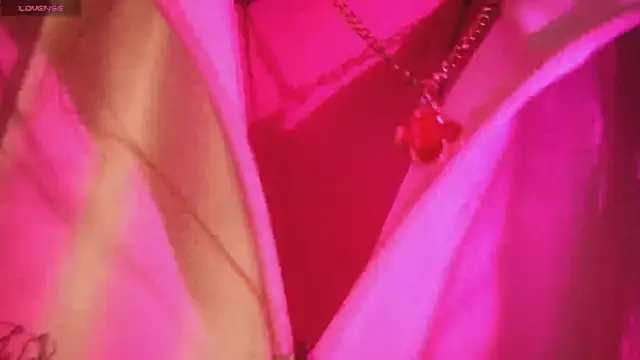 Tessa ruxh online show from 06/16/26, 11:46