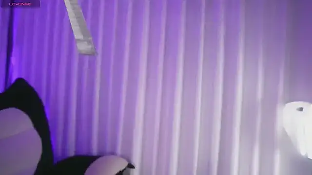 Tessa ruxh online show from 07/15/26, 10:53