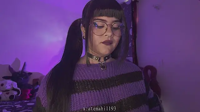 Snapshot of atena_hill_ chatting on 05/09/26, 06:57 atena hill online show from 05/09/26, 06:57