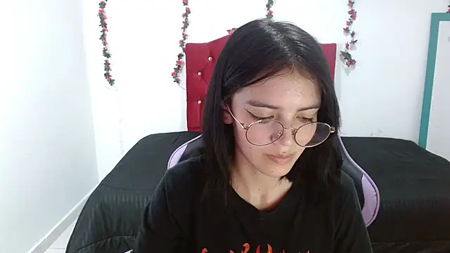 jaide16092020 online show from 04/22/26, 08:32