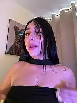 Snapshot of IsabellaNoir_ chatting on 07/10/26, 05:15 IsabellaNoir online show from 07/10/26, 05:15