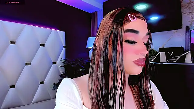Camila Vasquezz1 online show from 06/16/26, 11:02