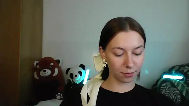 Snapshot of JuicyErika chatting on 05/02/26, 08:03 JuicyErika online show from 05/02/26, 08:03