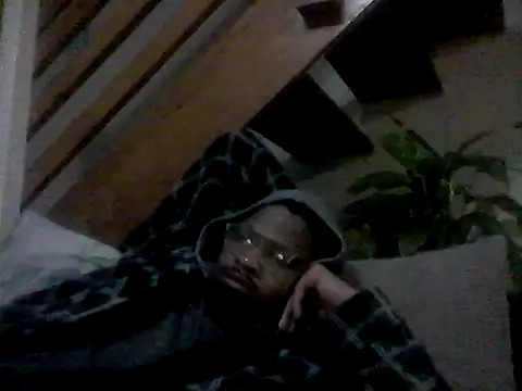 Snapshot of LunjeSA chatting on 08/03/26, 08:45 LunjeSA online show from 08/03/26, 08:45