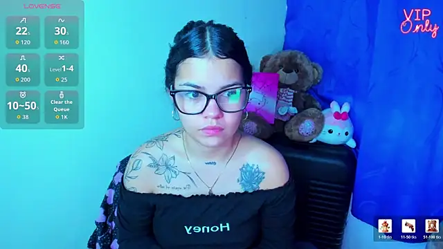 Snapshot of angelina_77 chatting on 07/20/26, 01:02 angelina 77 online show from 07/20/26, 01:02