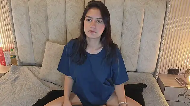 Alahia Bloom online show from 06/22/26, 12:02