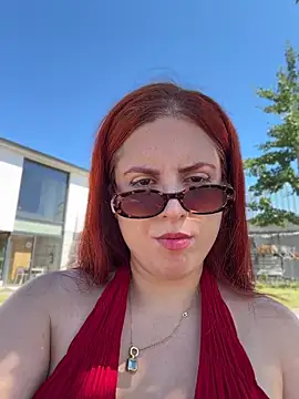 Snapshot of lumazzy chatting on 07/04/26, 10:43 lumazzy online show from 07/04/26, 10:43