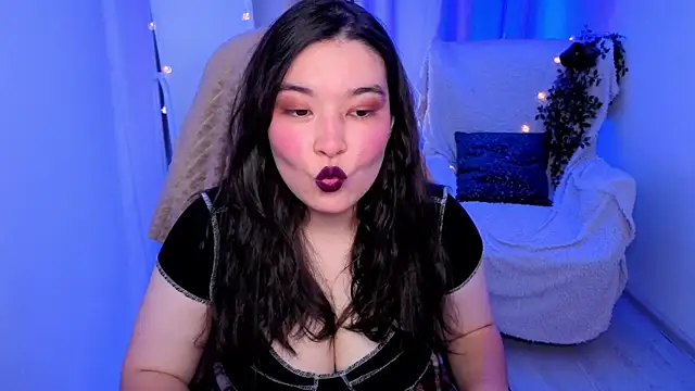 MomoRins online show from 05/27/26, 10:51