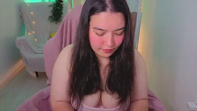 MomoRins online show from 07/16/26, 10:16