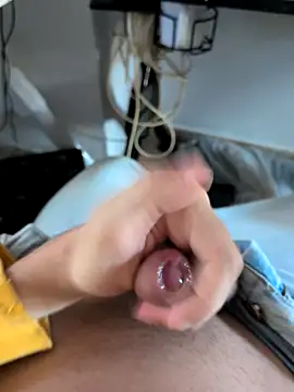 Snapshot of pitoco56 chatting on 05/11/26, 02:45 pitoco56 online show from 05/11/26, 02:45