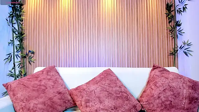 Giorgia kowalski online show from 04/23/26, 08:33