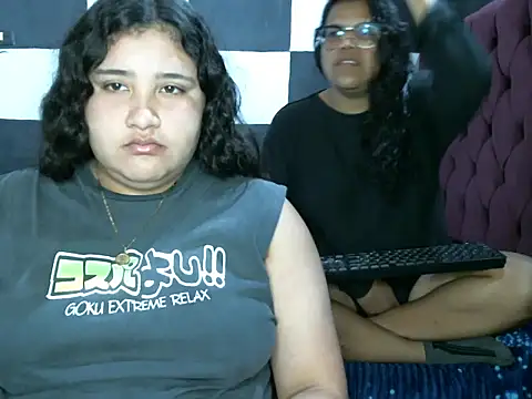 Valery-Khloe online show from 07/24/26, 03:37