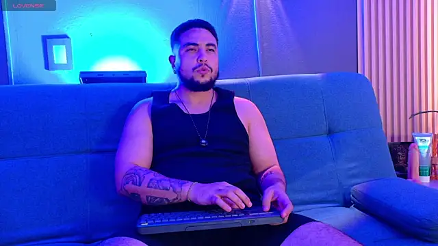 Snapshot of Marcus_Aress chatting on 05/11/26, 08:17 Marcus Aress online show from 05/11/26, 08:17