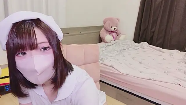 hiyo0001 online show from 05/10/26, 12:21