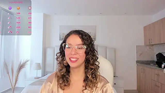 sienna luxor online show from 05/24/26, 05:07