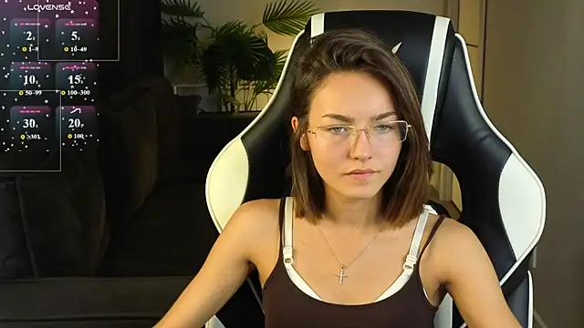 Leslie Scott online show from 07/08/26, 12:59