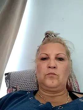 Divineblond online show from 10/27/25, 12:31