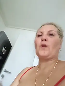 Divineblond online show from 11/12/25, 01:11