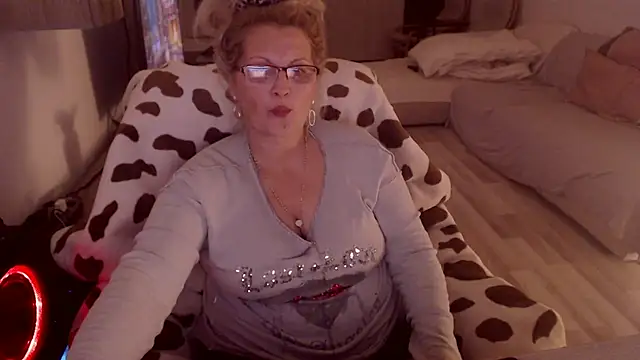 Divineblond online show from 01/12/26, 11:32