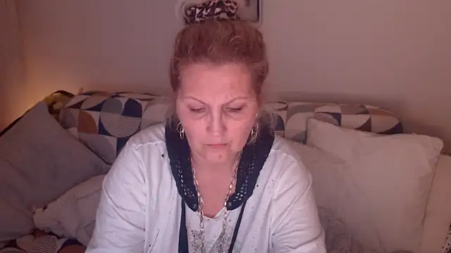 Divineblond online show from 03/02/26, 09:54