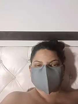 yourslutty65 online show from 04/24/26, 07:33