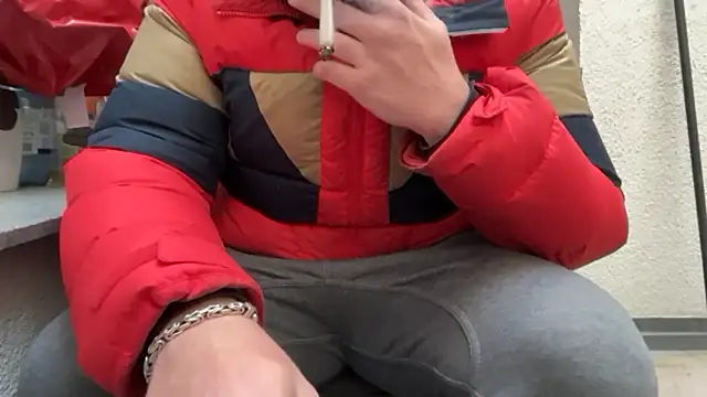 familycouple74 online show from 04/22/26, 10:17