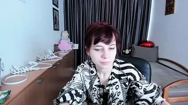 MiniLysii online show from 05/17/26, 05:38