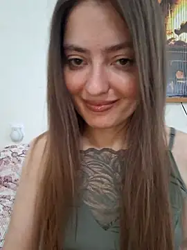 Snapshot of Alba2331 chatting on 05/24/26, 10:20 Alba2331 online show from 05/24/26, 10:20