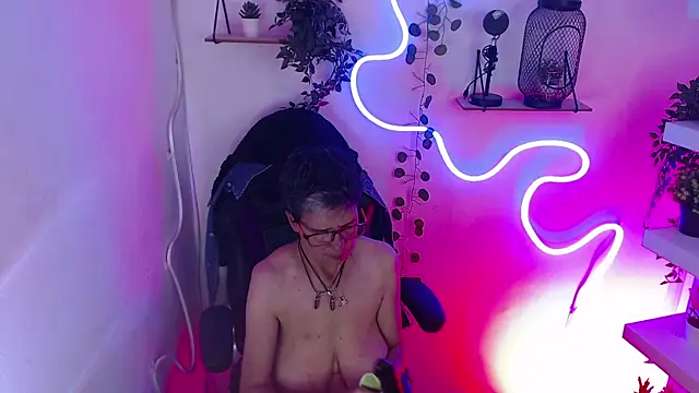 selena ferreira online show from 07/14/26, 06:46
