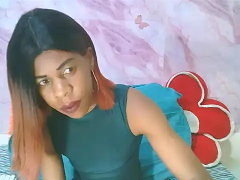 Snapshot of EbonySweetPeach chatting on 05/27/26, 05:59 EbonySweetPeach online show from 05/27/26, 05:59