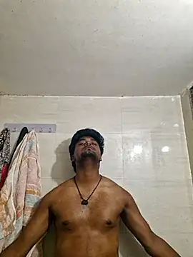 Gujju here online show from 05/05/26, 03:25