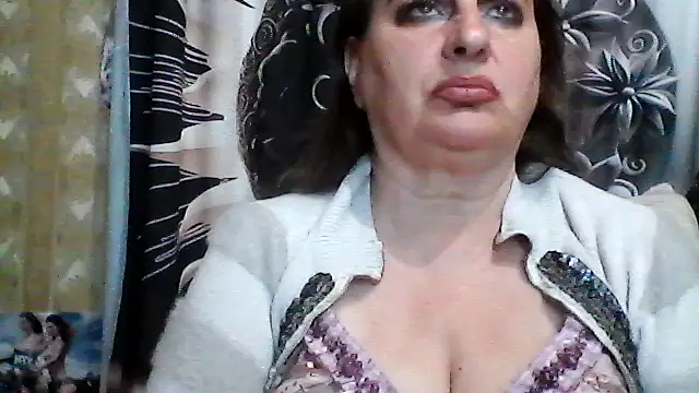 Snapshot of LoaqLovew chatting on 05/16/26, 09:17 LoaqLovew online show from 05/16/26, 09:17