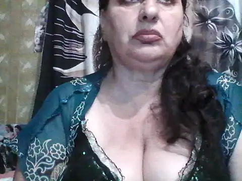 LoaqLovew online show from 07/01/26, 06:37