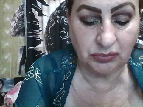 LoaqLovew online show from 07/02/26, 08:09