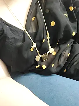 Snapshot of Call_Honey chatting on 06/11/26, 02:59 Call Honey online show from 06/11/26, 02:59