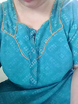 Call Honey online show from 06/24/26, 06:34