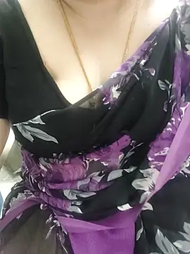 Call Honey online show from 07/08/26, 05:39
