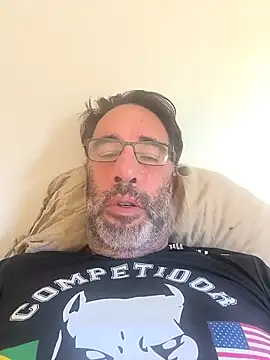 visualizechat online show from 05/01/26, 01:05