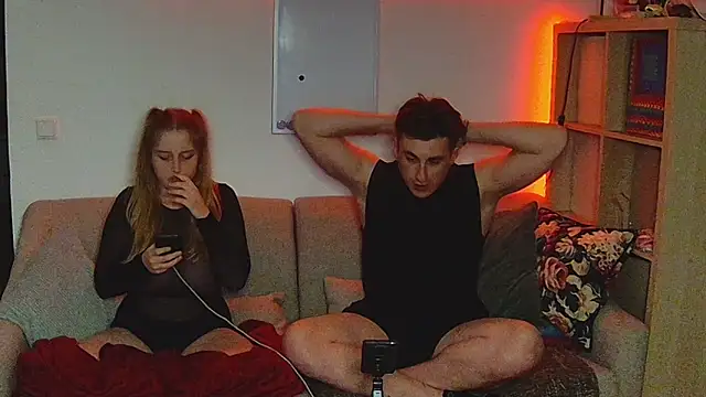 Goldensummar online show from 05/12/26, 07:11