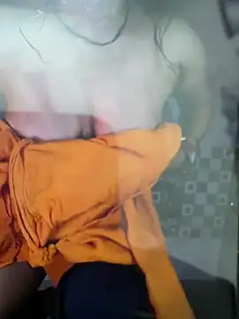 yyyyyooorrrwww online show from 04/23/26, 05:48