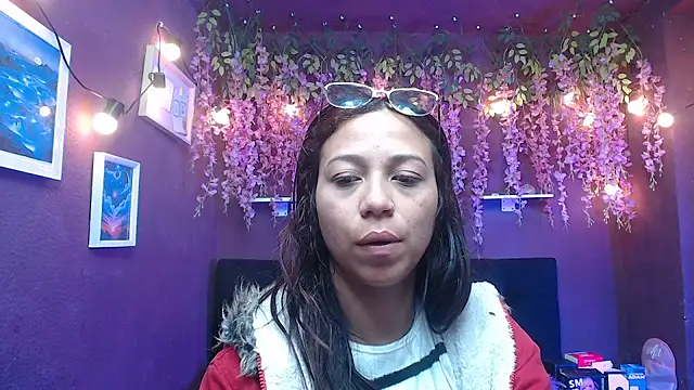 Snapshot of monik299 chatting on 05/14/26, 12:56 monik299 online show from 05/14/26, 12:56