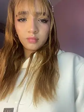 SamaanthaMiller online show from 05/16/26, 07:45