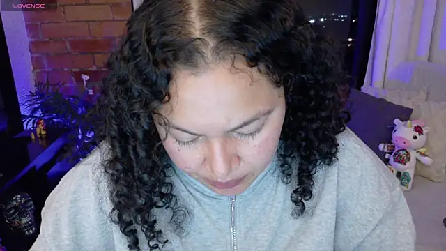 Snapshot of MissBronte chatting on 06/25/26, 05:12 MissBronte online show from 06/25/26, 05:12
