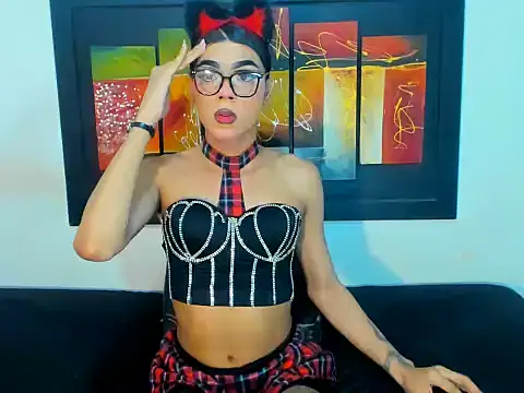 Snapshot of Miastephensz chatting on 05/16/26, 03:25 Miastephensz online show from 05/16/26, 03:25