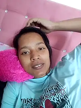 Stefany 03  online show from 07/06/26, 07:38